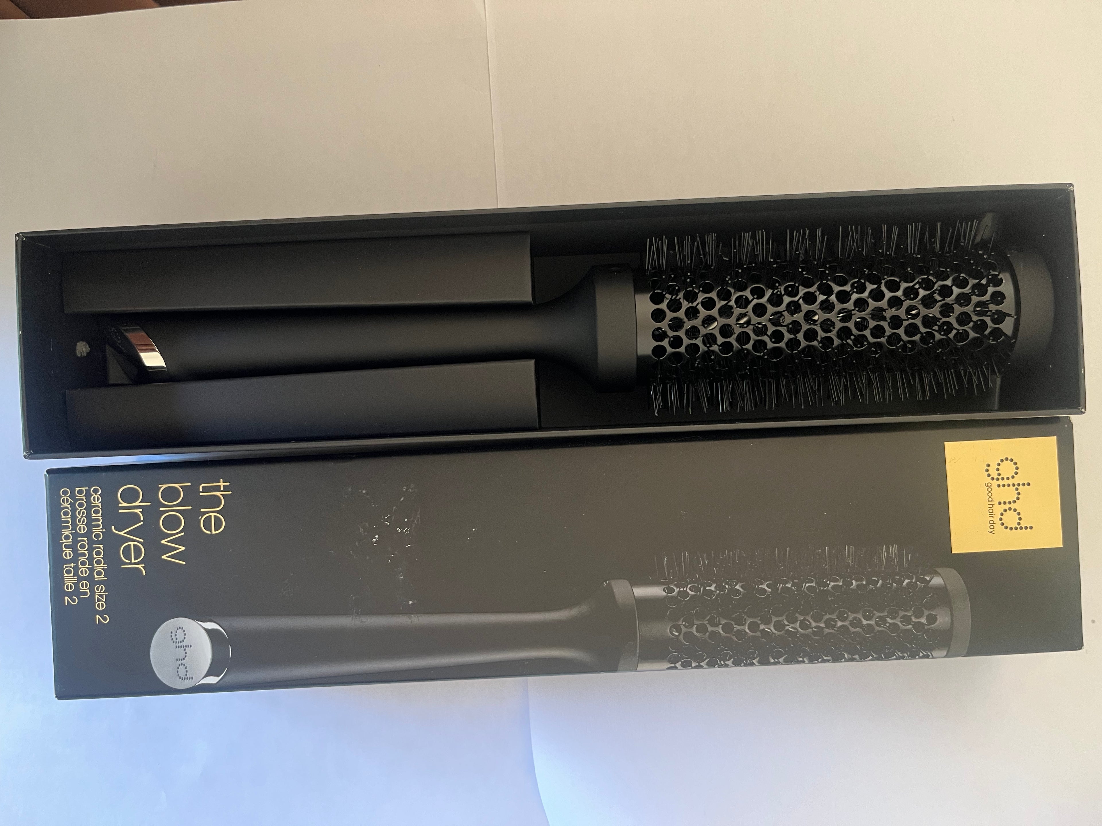 GHD The Blow Dryer // Ceramic Radial Brush (Size 2)